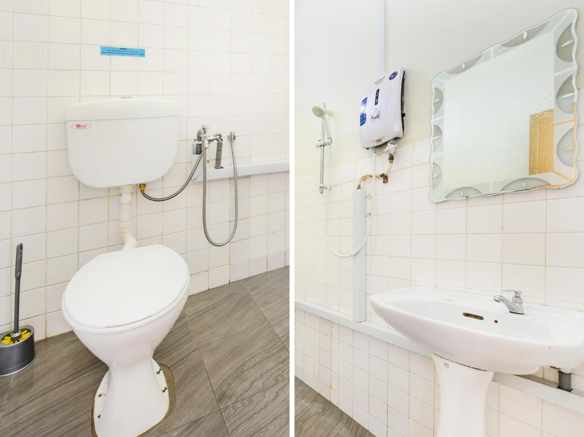 Oyo 703 Myra Hotel Мерсинг Екстериор снимка