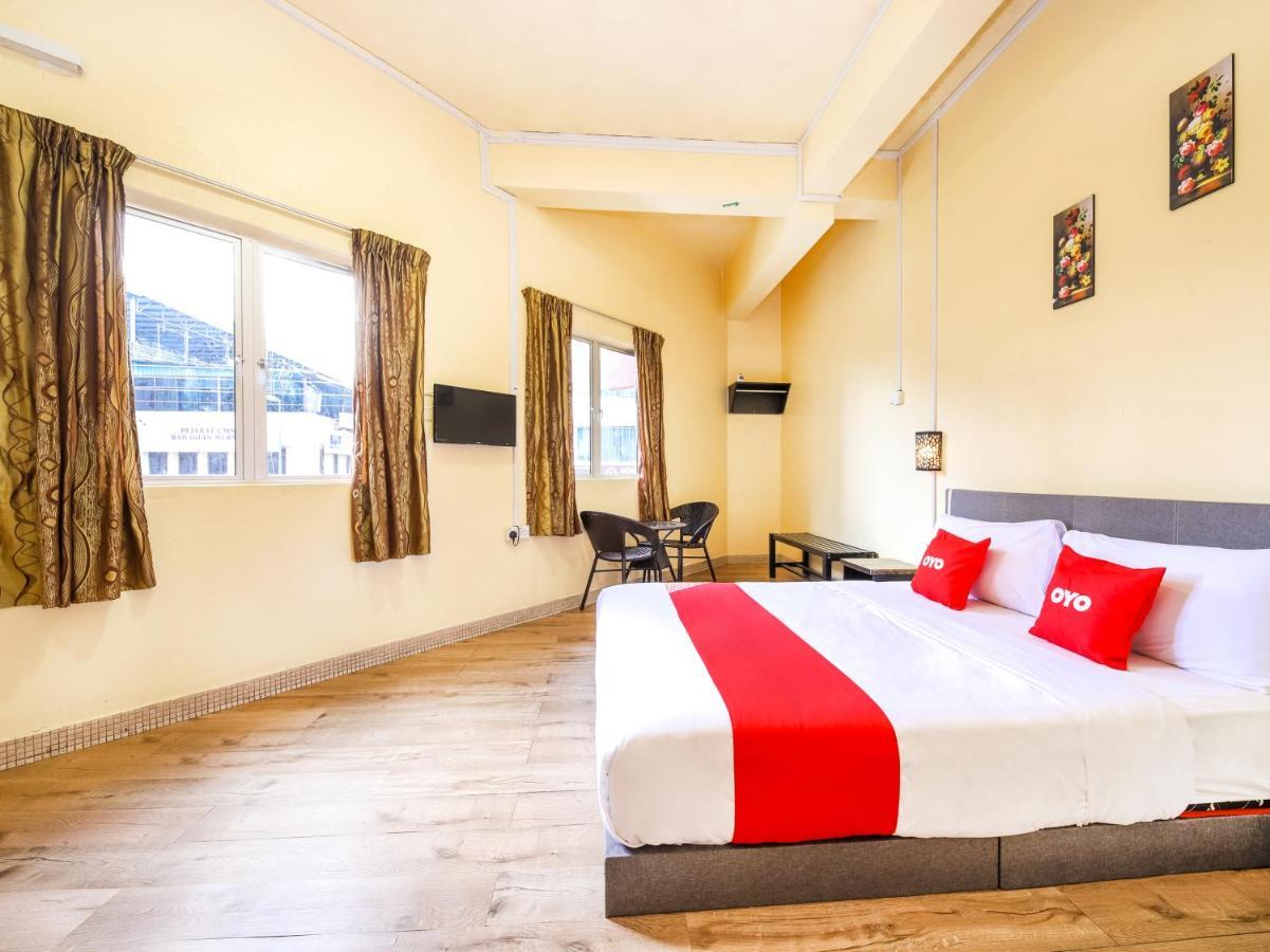 Oyo 703 Myra Hotel Мерсинг Екстериор снимка